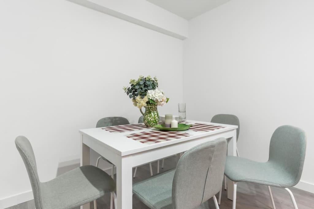 Apartamento Marques De Urquijo Gijón Buitenkant foto